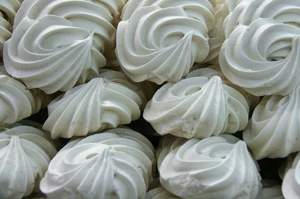Nacktes Baiser für Eisbecher